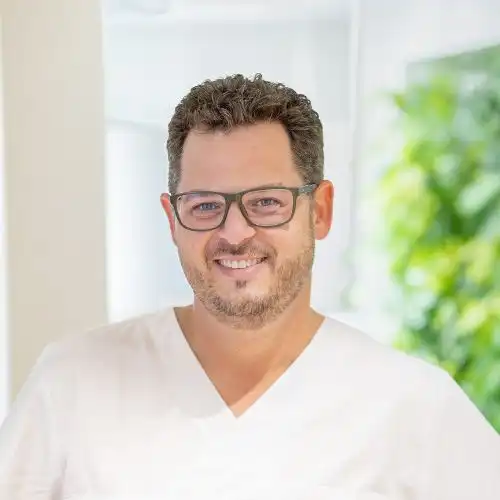 Dr. Timo Knoche